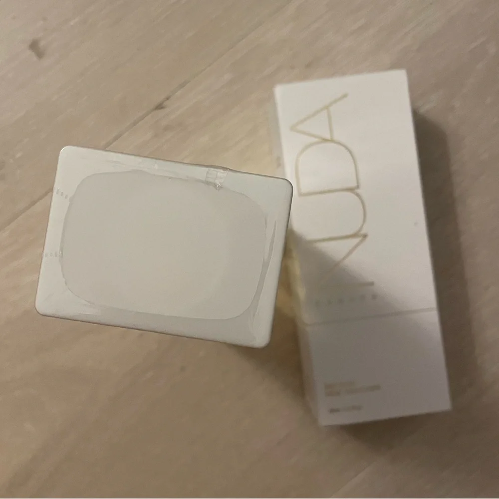 NUDA Canada Body Cream and Body Wash‎ Duo
